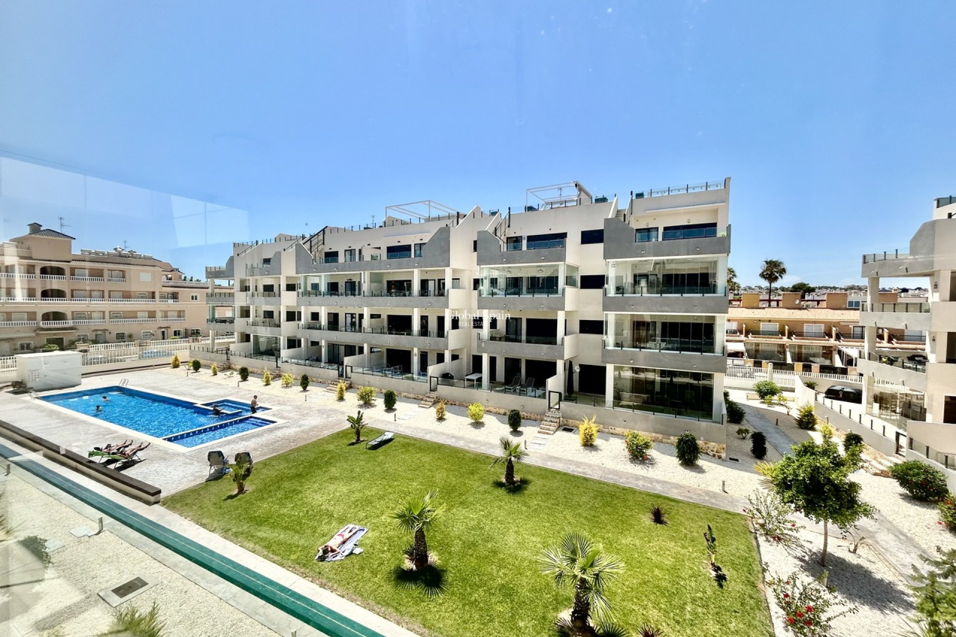 Resale - APARTMENT -
LOS DOLSES - Inland