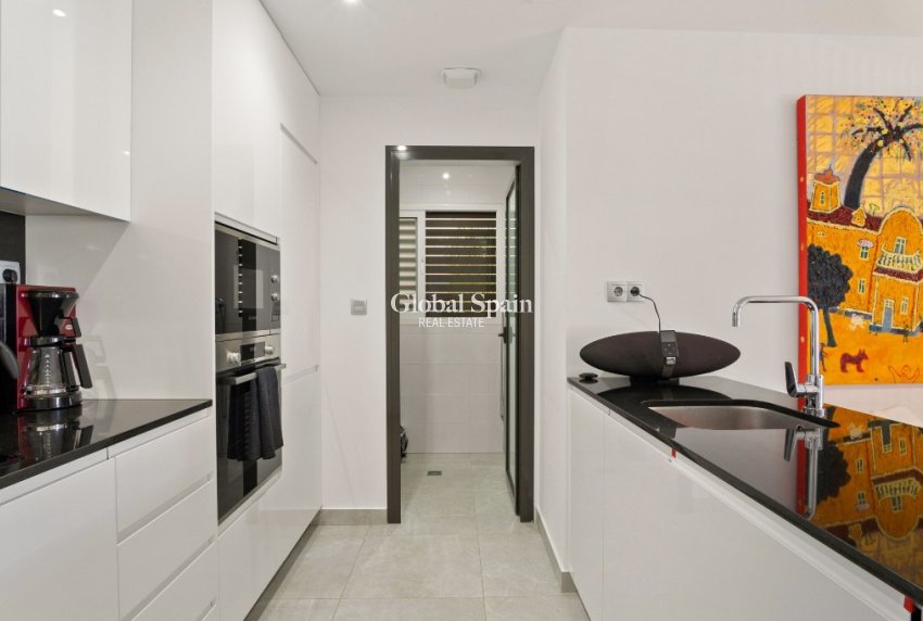 Resale - Apartment -
Los Dolses