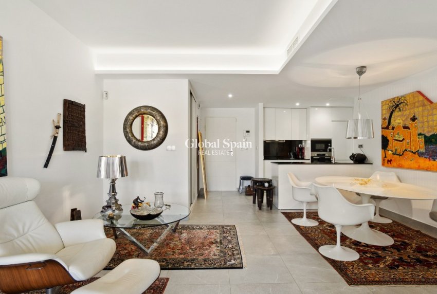 Resale - Apartment -
Los Dolses