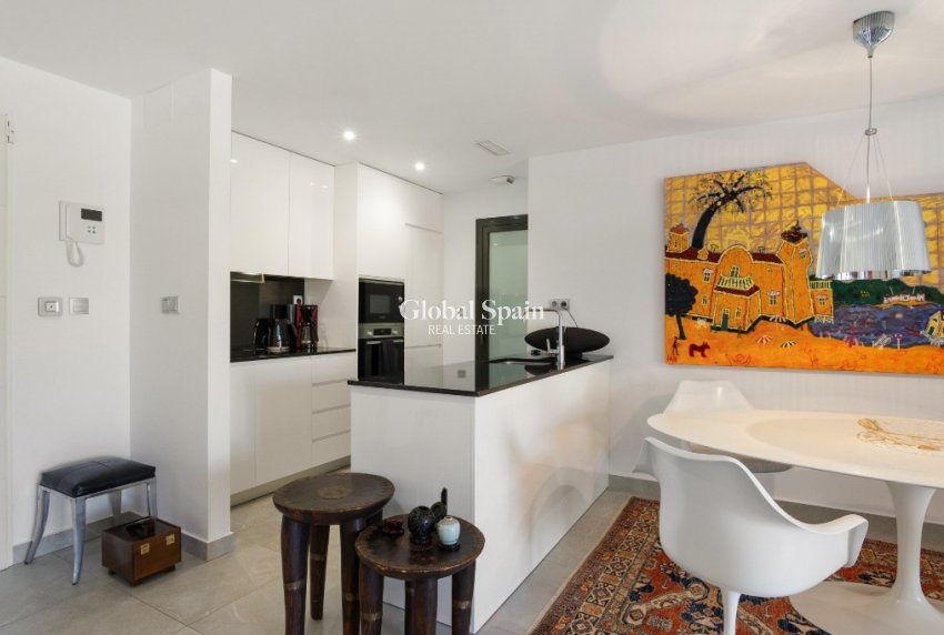 Resale - Apartment -
Los Dolses