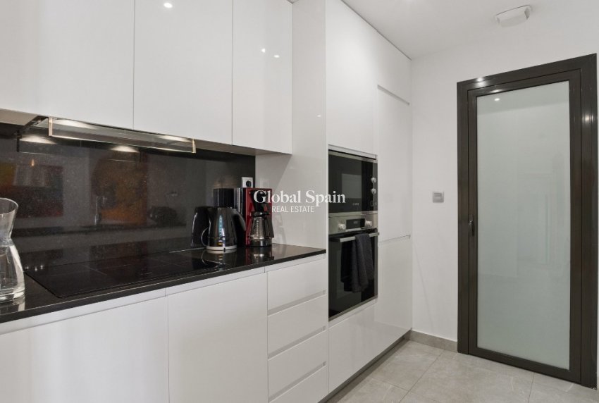 Resale - Apartment -
Los Dolses