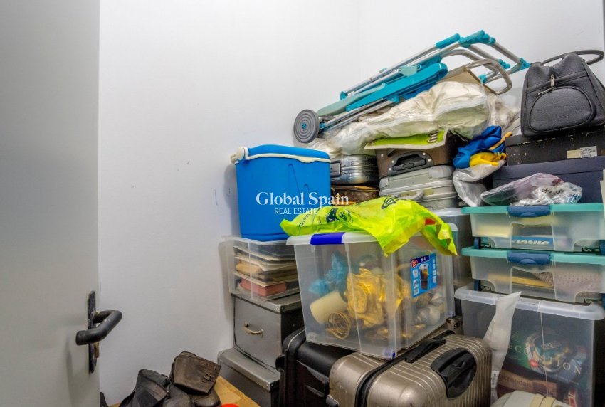 Resale - Apartment -
Los Dolses