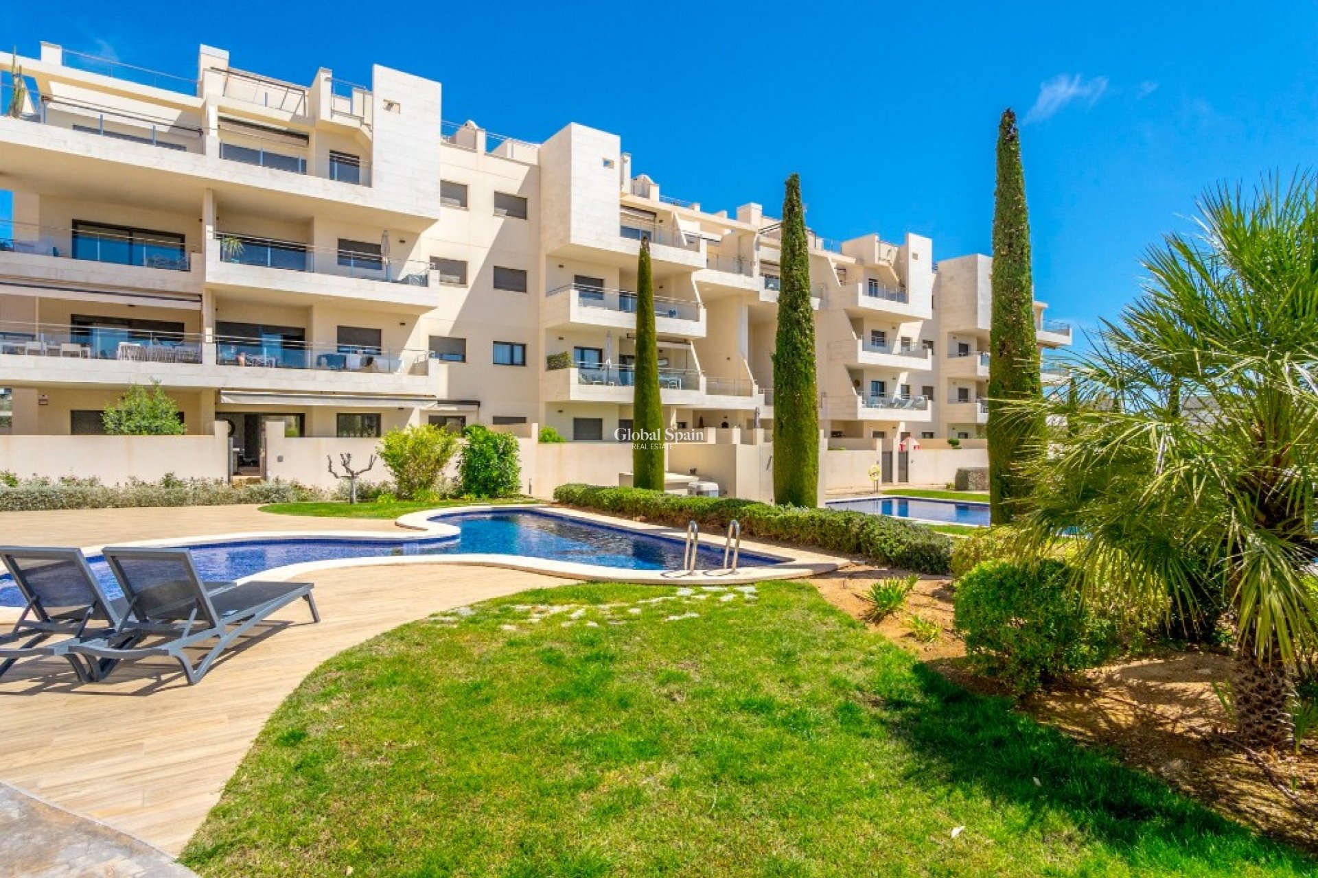 Resale - Apartment -
Los Dolses