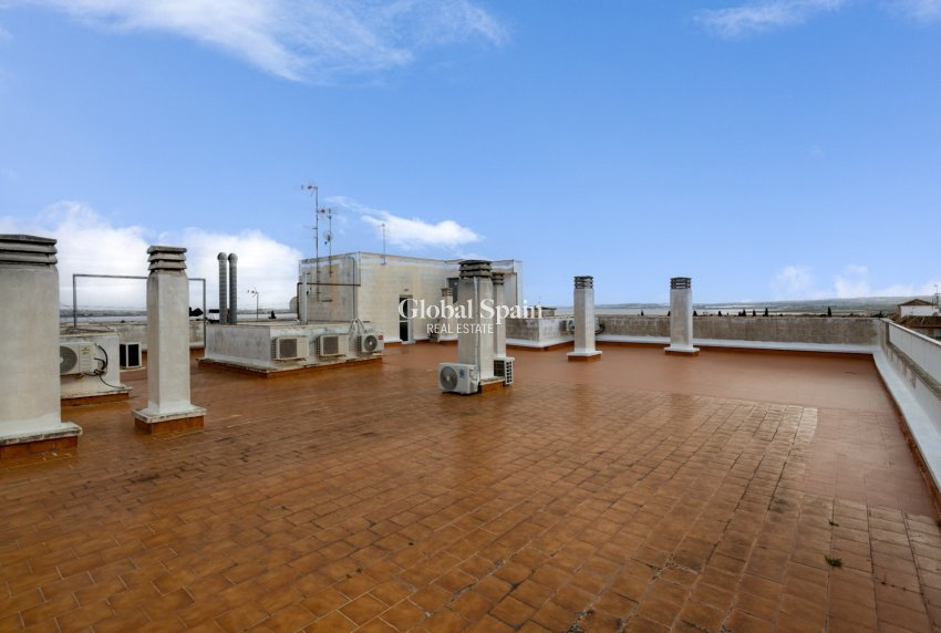 Resale - APARTMENT -
LOS MONTESINOS - Costa Blanca