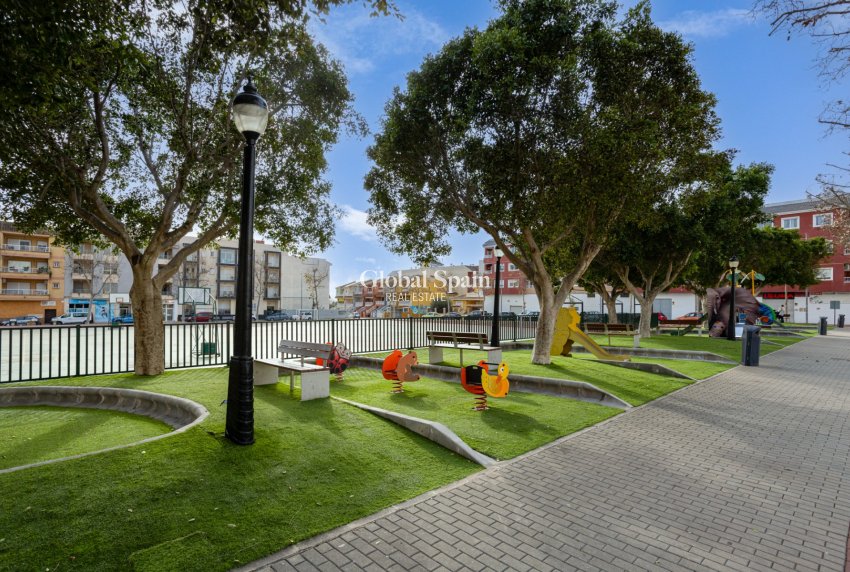 Resale - APARTMENT -
LOS MONTESINOS - Costa Blanca