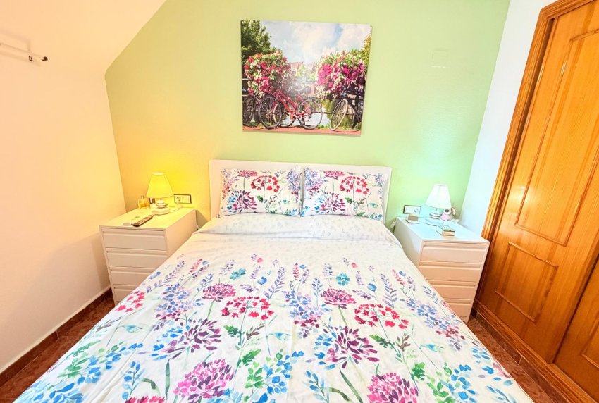 Resale - APARTMENT -
LOS MONTESINOS - La Herrada