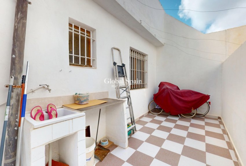 Resale - APARTMENT -
LOS NAREJOS - Costa Calida