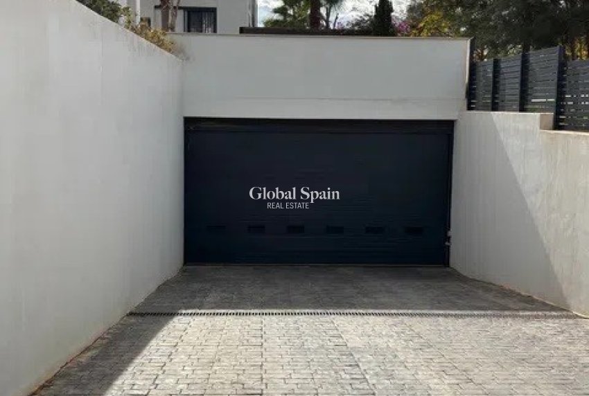 Resale - APARTMENT -
MAR DE CRISTAL - Costa Calida