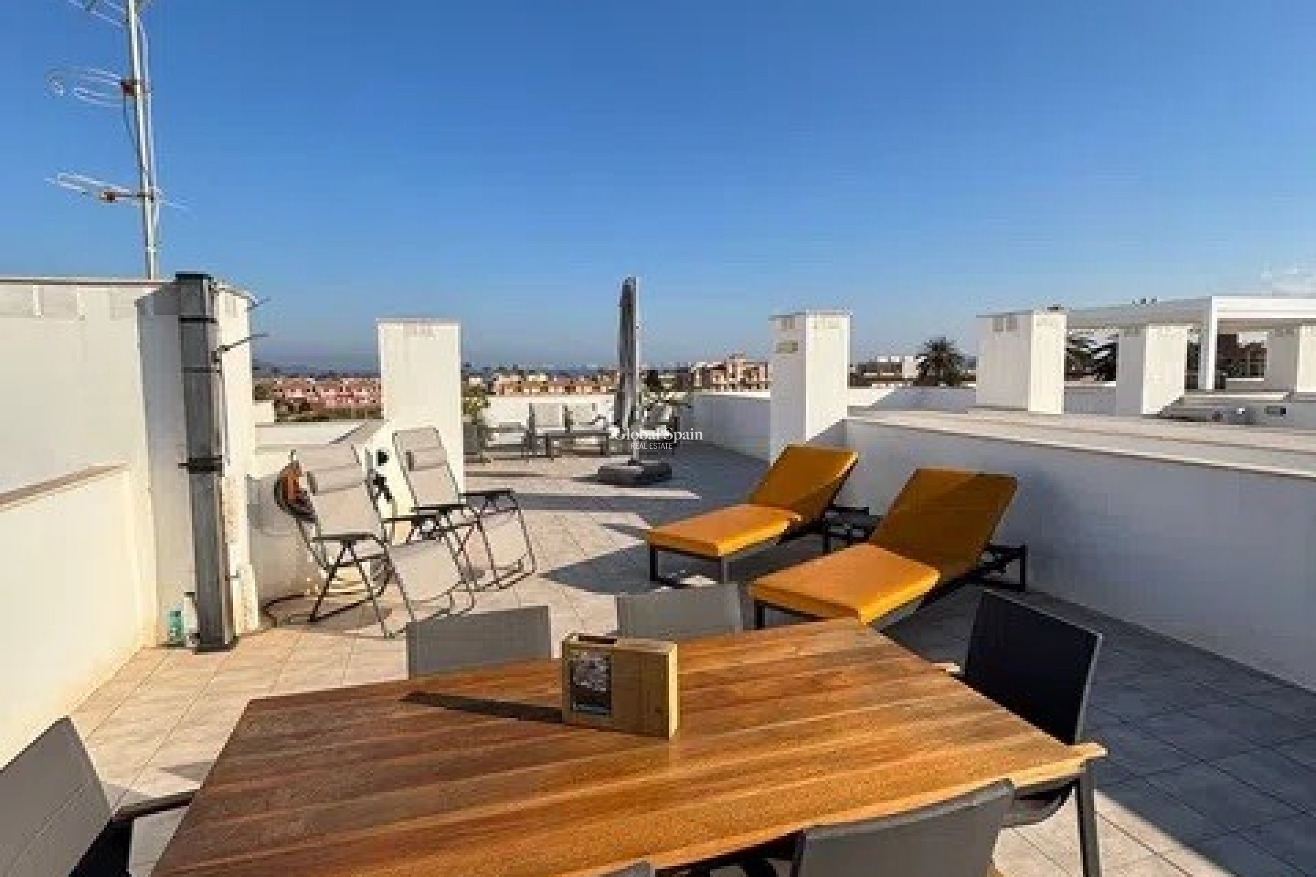 Resale - APARTMENT -
MAR DE CRISTAL - Costa Calida