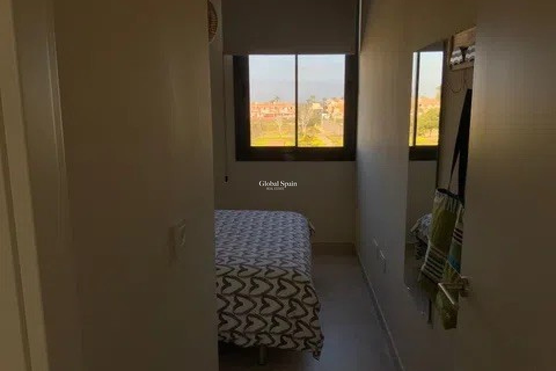 Resale - APARTMENT -
MAR DE CRISTAL - Costa Calida