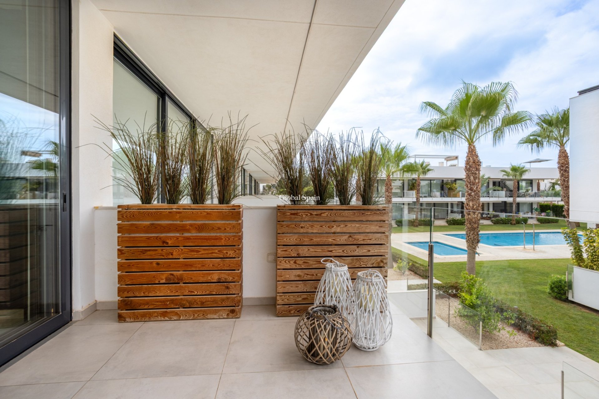 Resale - APARTMENT -
MAR DE CRISTAL - Costa Calida