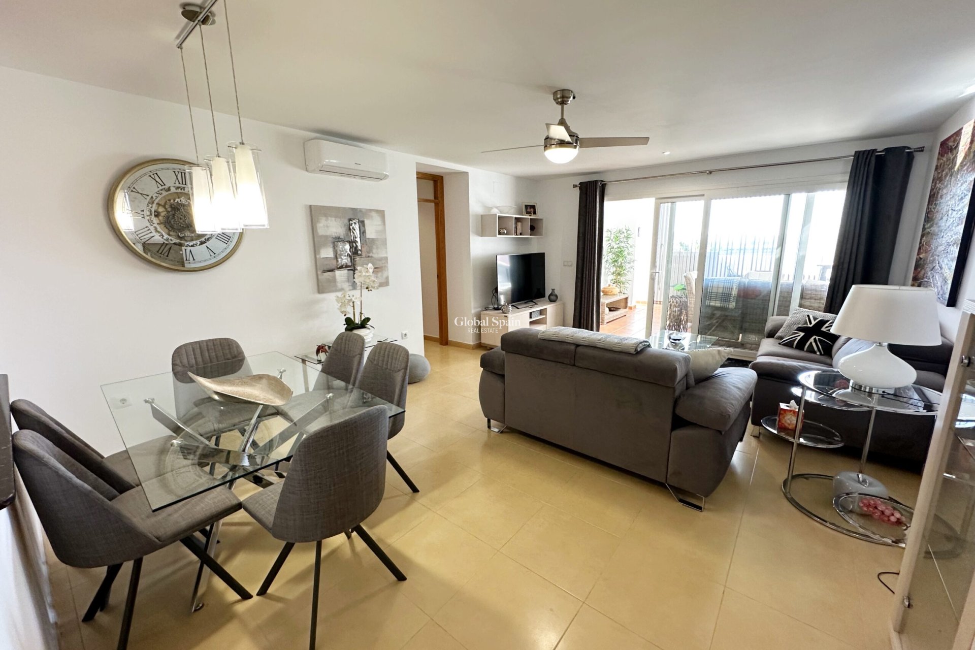Resale - APARTMENT -
MAR MENOR GOLF RESORT - Inland
