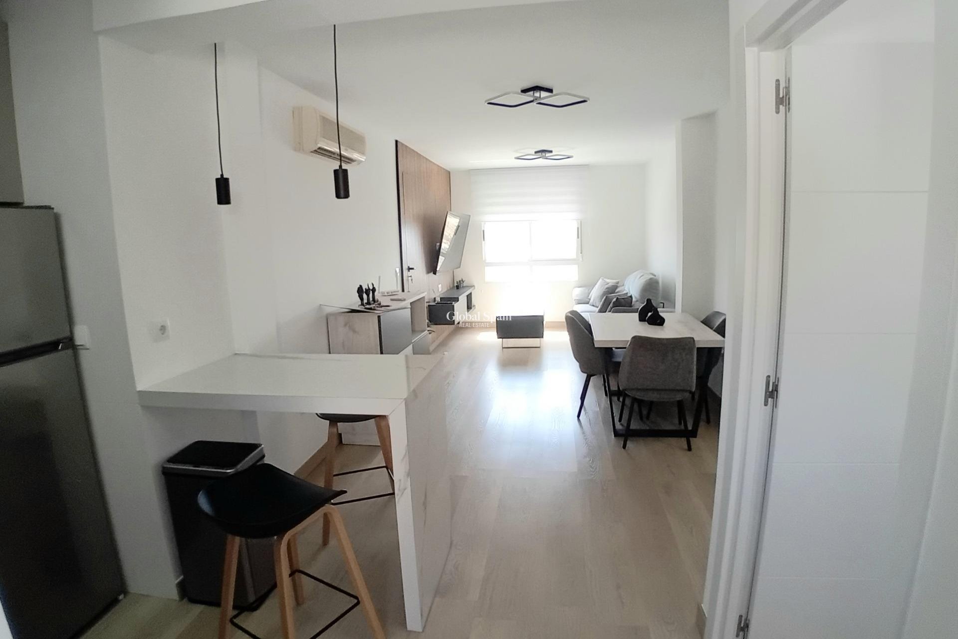 Resale - APARTMENT -
MAZARRÓN - Playa Sol Ii