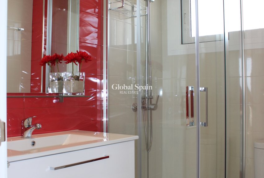 Resale - APARTMENT -
MIL PALMERAS  - Costa Blanca