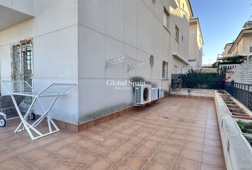 Resale - APARTMENT -
MIL PALMERAS  - Costa Blanca