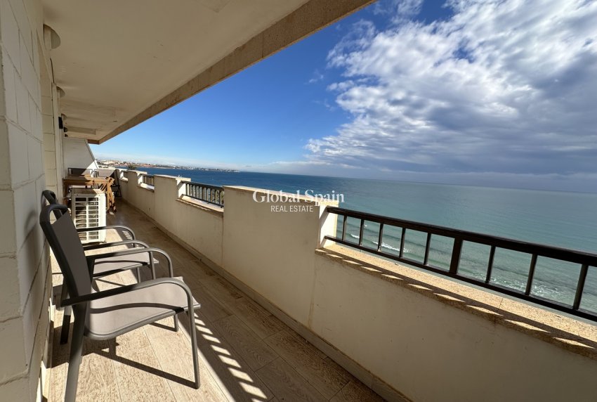 Resale - APARTMENT -
MIL PALMERAS  - Costa Blanca