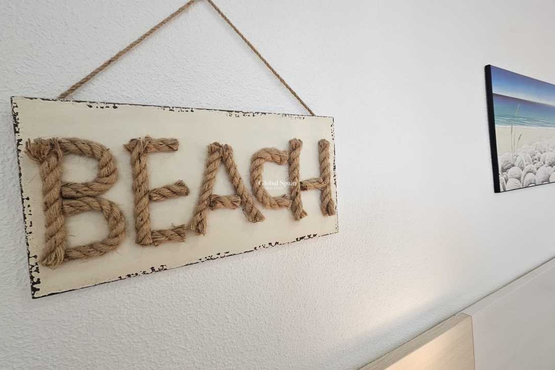 Resale - APARTMENT -
MIL PALMERAS  - Costa Blanca