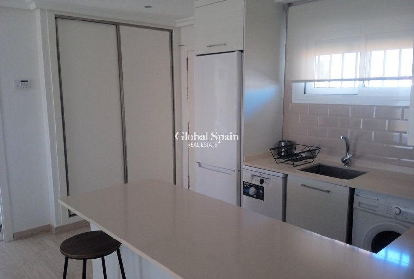 Resale - APARTMENT -
MIL PALMERAS  - Costa Blanca