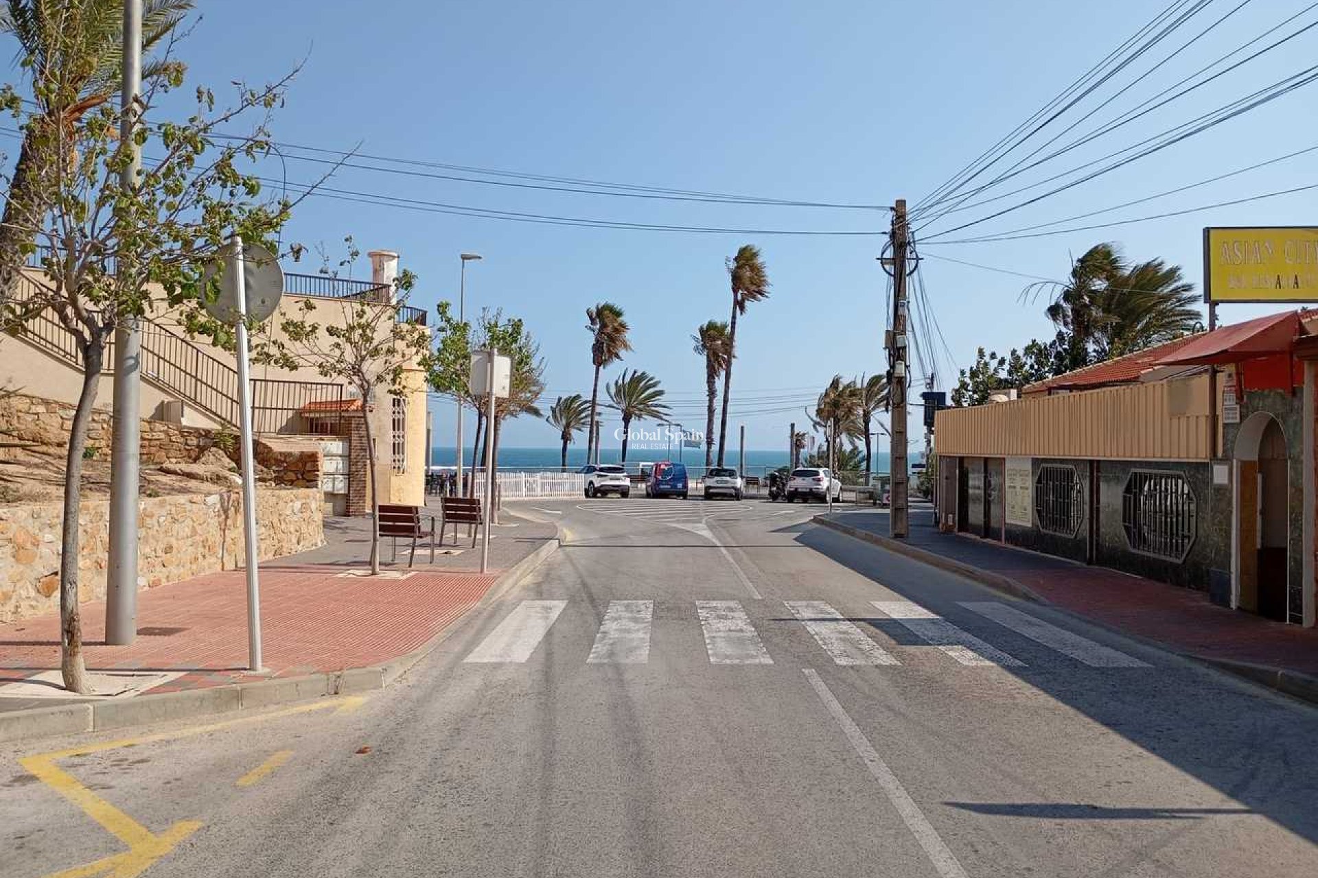 Resale - APARTMENT -
MIL PALMERAS  - Costa Blanca