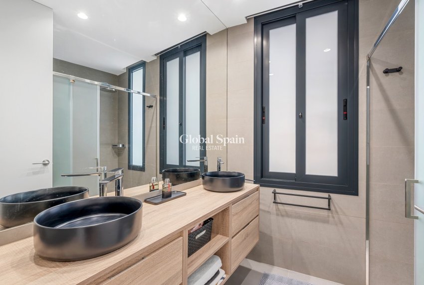 Resale - Apartment -
Monforte del Cid - Font del llop