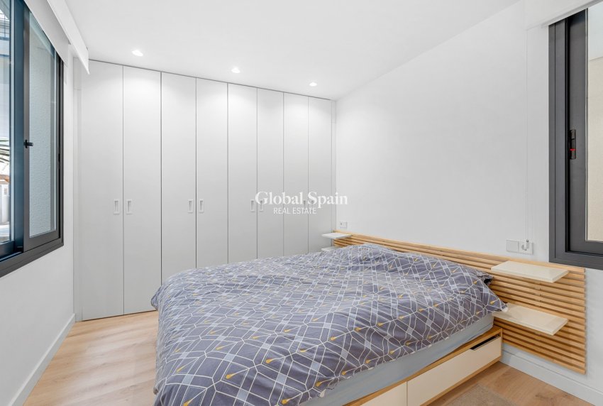 Resale - Apartment -
Monforte del Cid - Font del llop