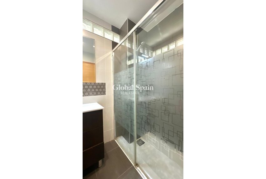 Resale - APARTMENT -
ORIHUELA COSTA - Altos de campoamor