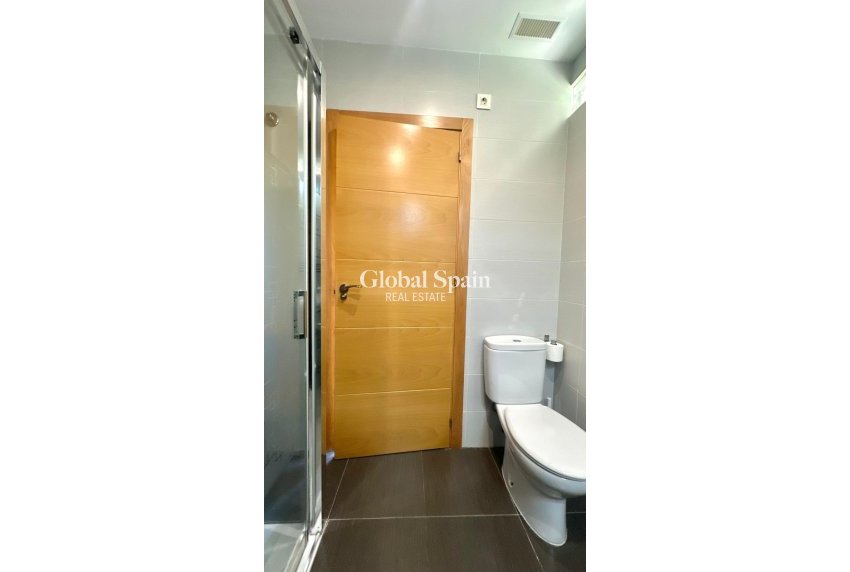 Resale - APARTMENT -
ORIHUELA COSTA - Altos de campoamor