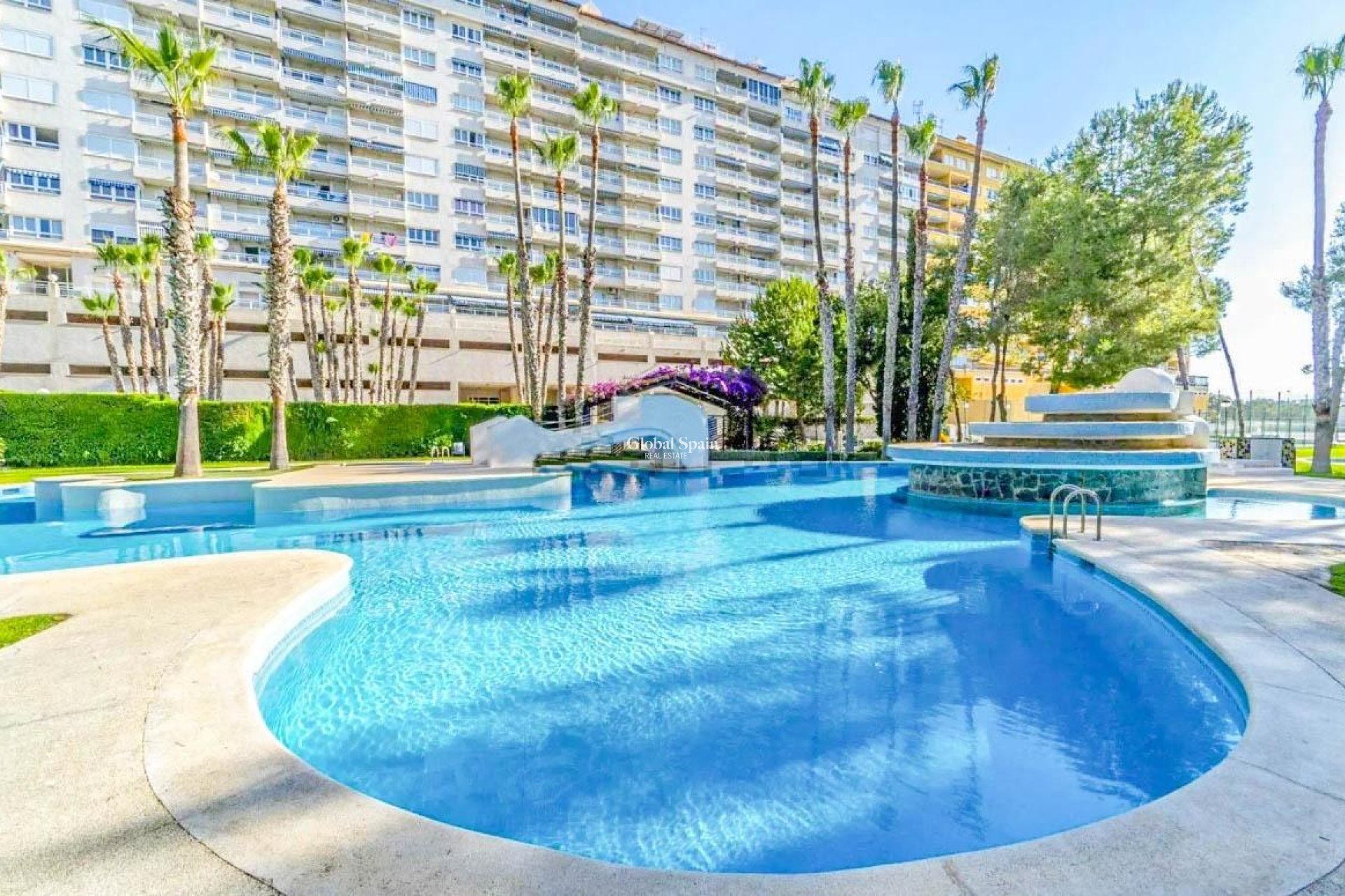 Resale - APARTMENT -
ORIHUELA COSTA - Altos de Campoamor
