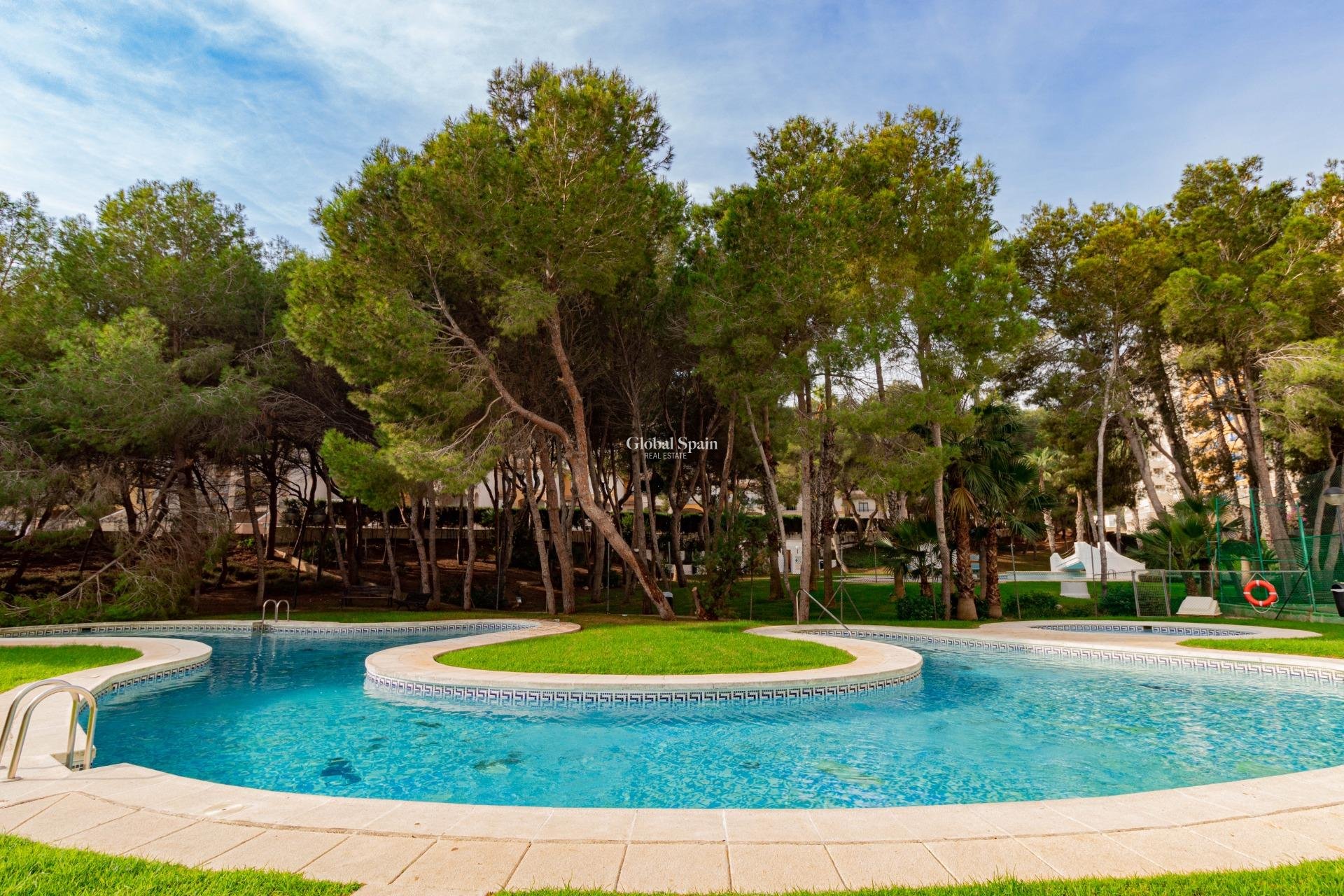 Resale - APARTMENT -
ORIHUELA COSTA - Altos de Campoamor