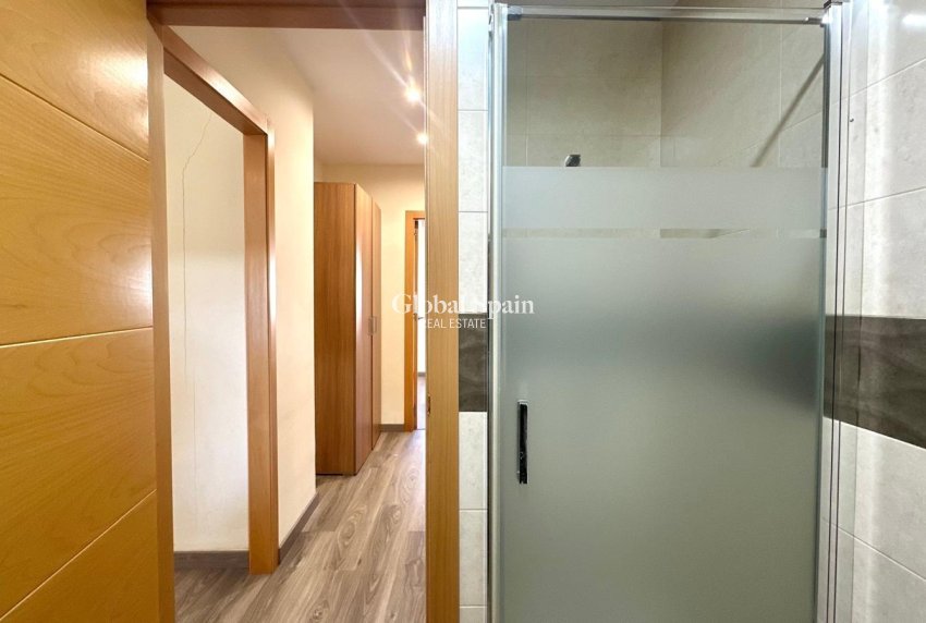 Resale - APARTMENT -
ORIHUELA COSTA - Altos de campoamor