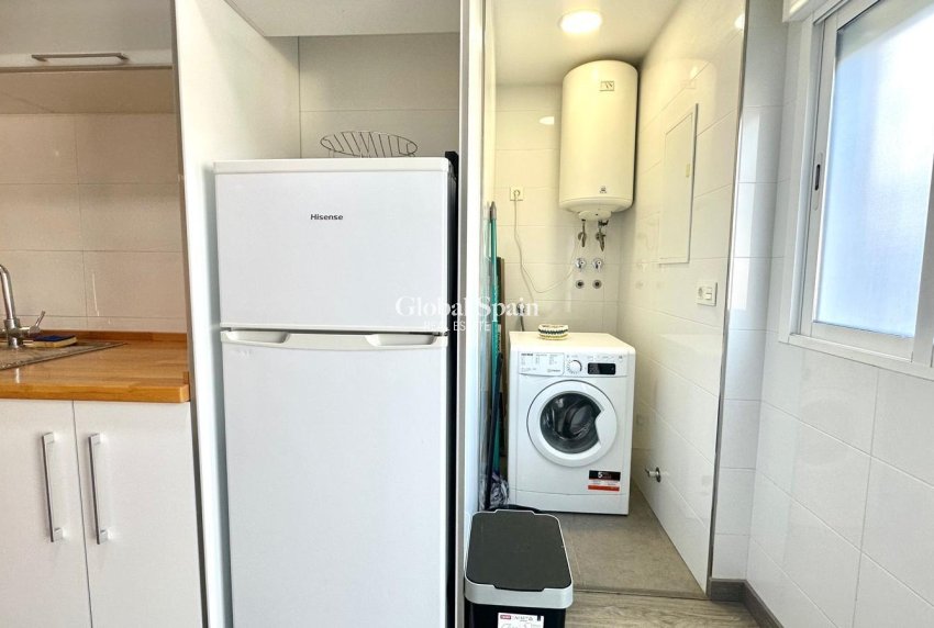 Resale - APARTMENT -
ORIHUELA COSTA - Altos de campoamor