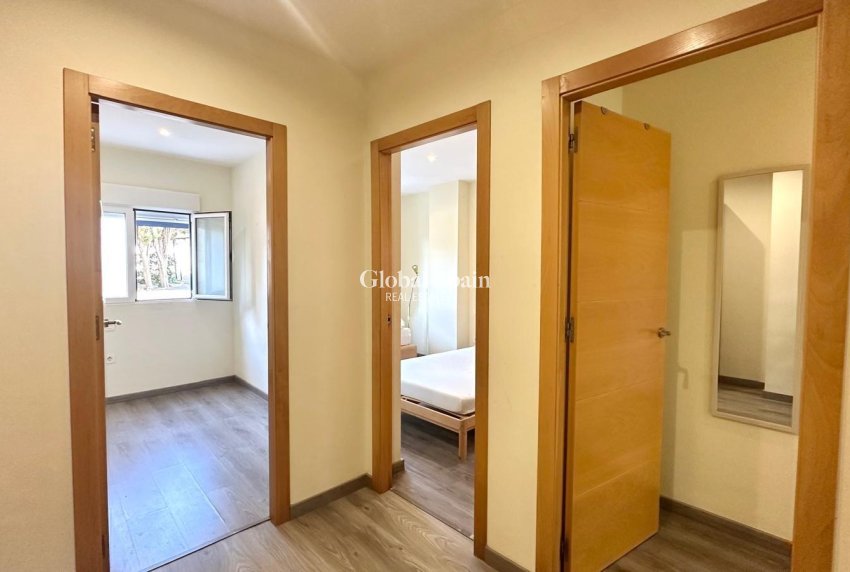 Resale - APARTMENT -
ORIHUELA COSTA - Altos de campoamor