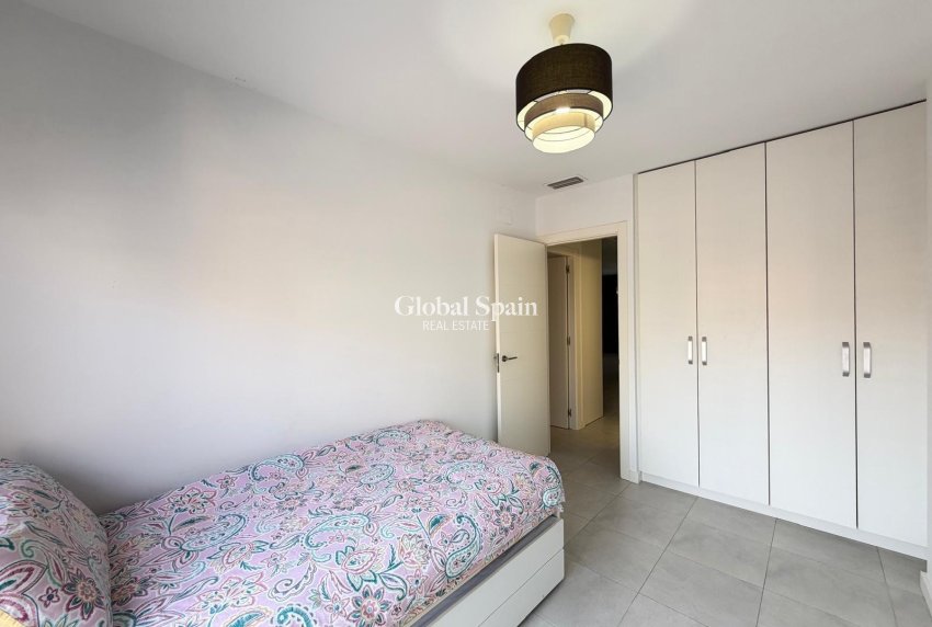 Resale - APARTMENT -
ORIHUELA COSTA - Altos de campoamor