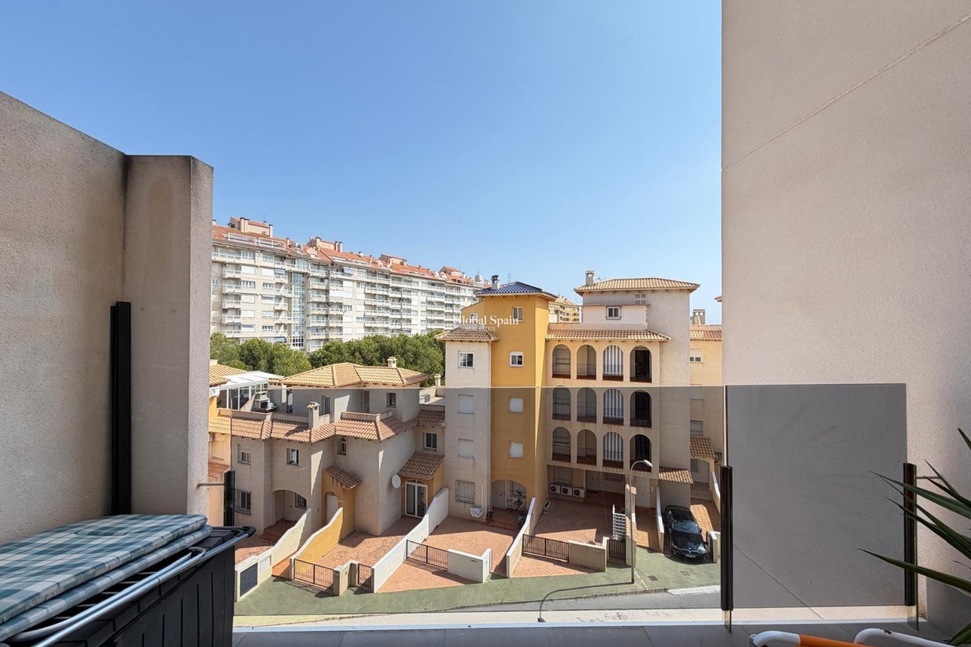 Resale - APARTMENT -
ORIHUELA COSTA - Altos de campoamor