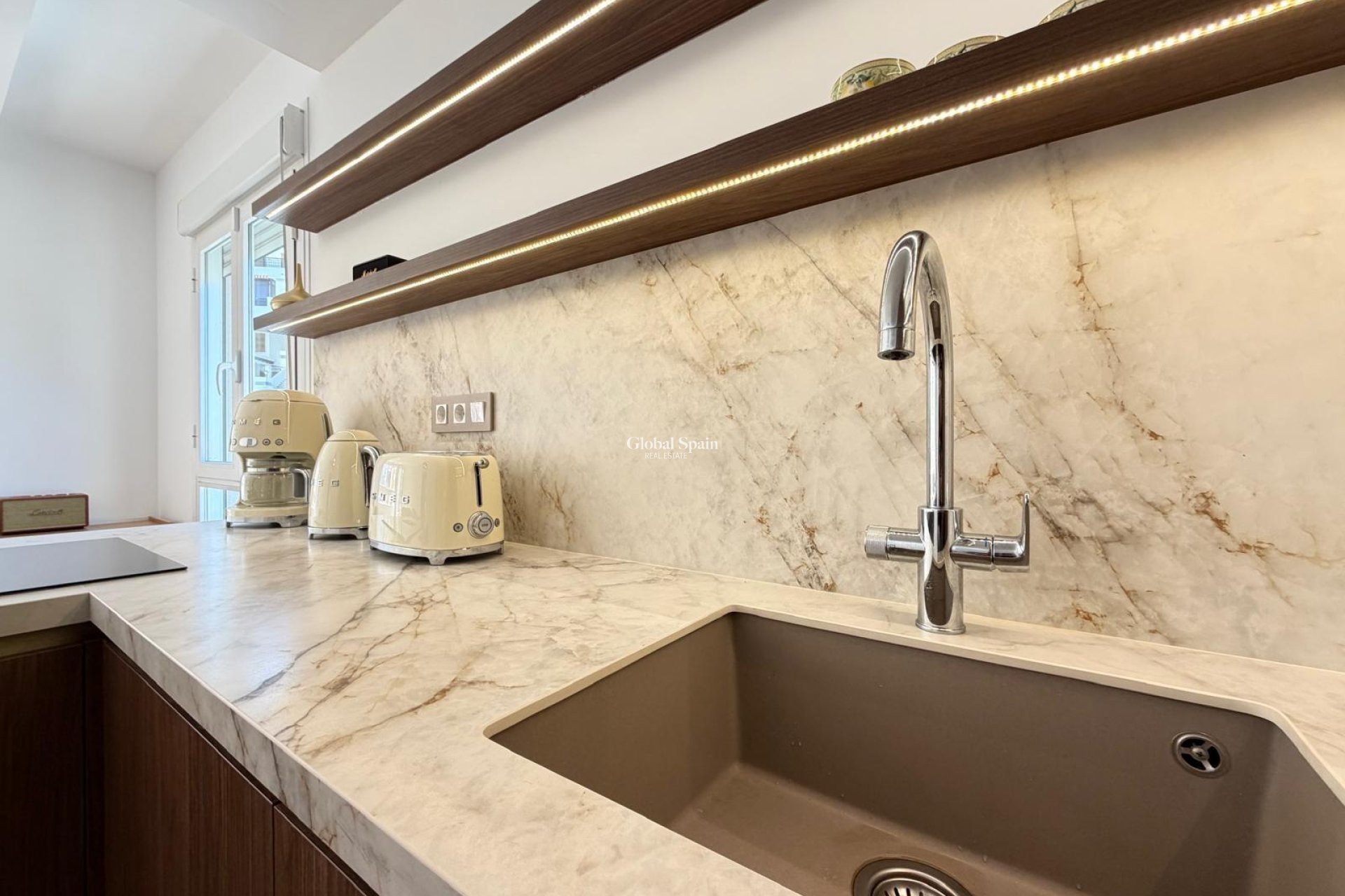 Resale - APARTMENT -
ORIHUELA COSTA - Altos de campoamor