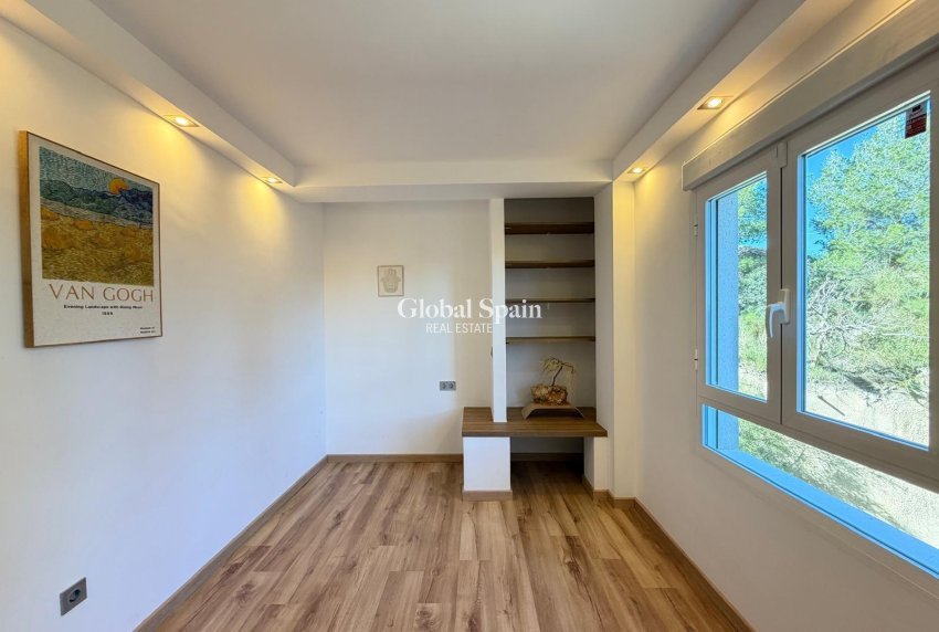 Resale - APARTMENT -
ORIHUELA COSTA - Altos de campoamor