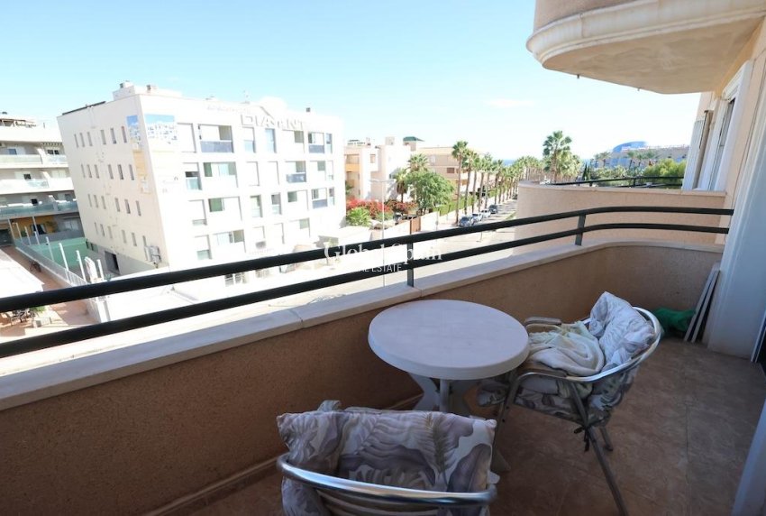 Resale - Apartment -
ORIHUELA COSTA - CABO ROIG