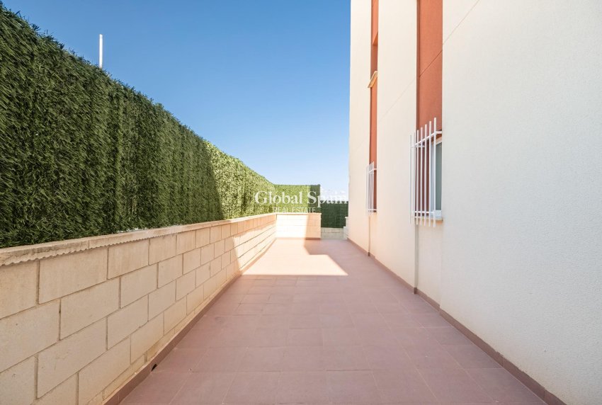 Resale - Apartment -
ORIHUELA COSTA - CABO ROIG
