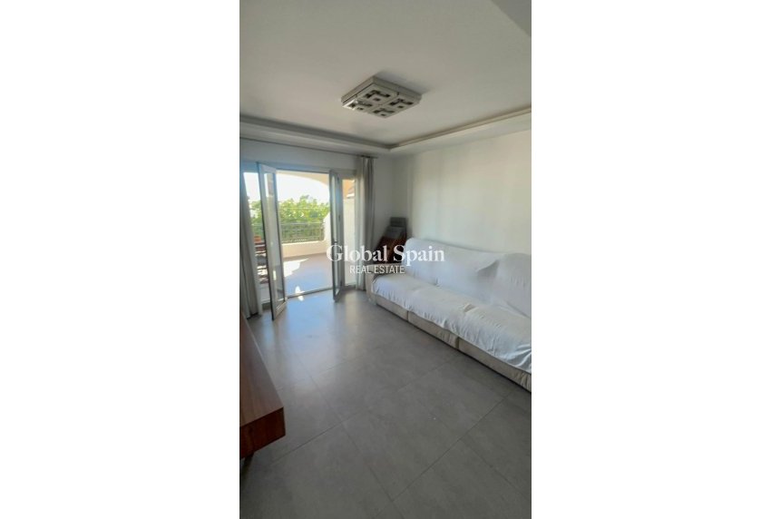 Resale - APARTMENT -
ORIHUELA COSTA - CABO ROIG