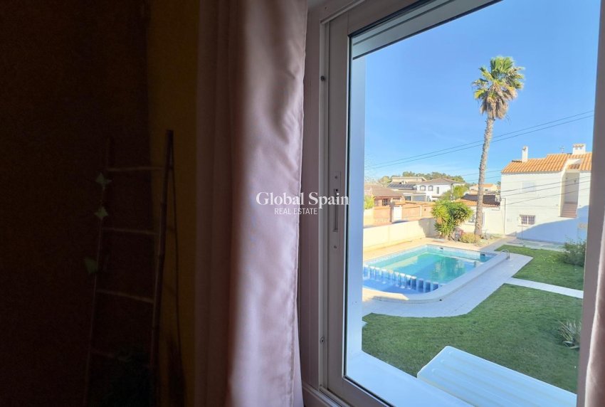 Resale - APARTMENT -
ORIHUELA COSTA - CABO ROIG