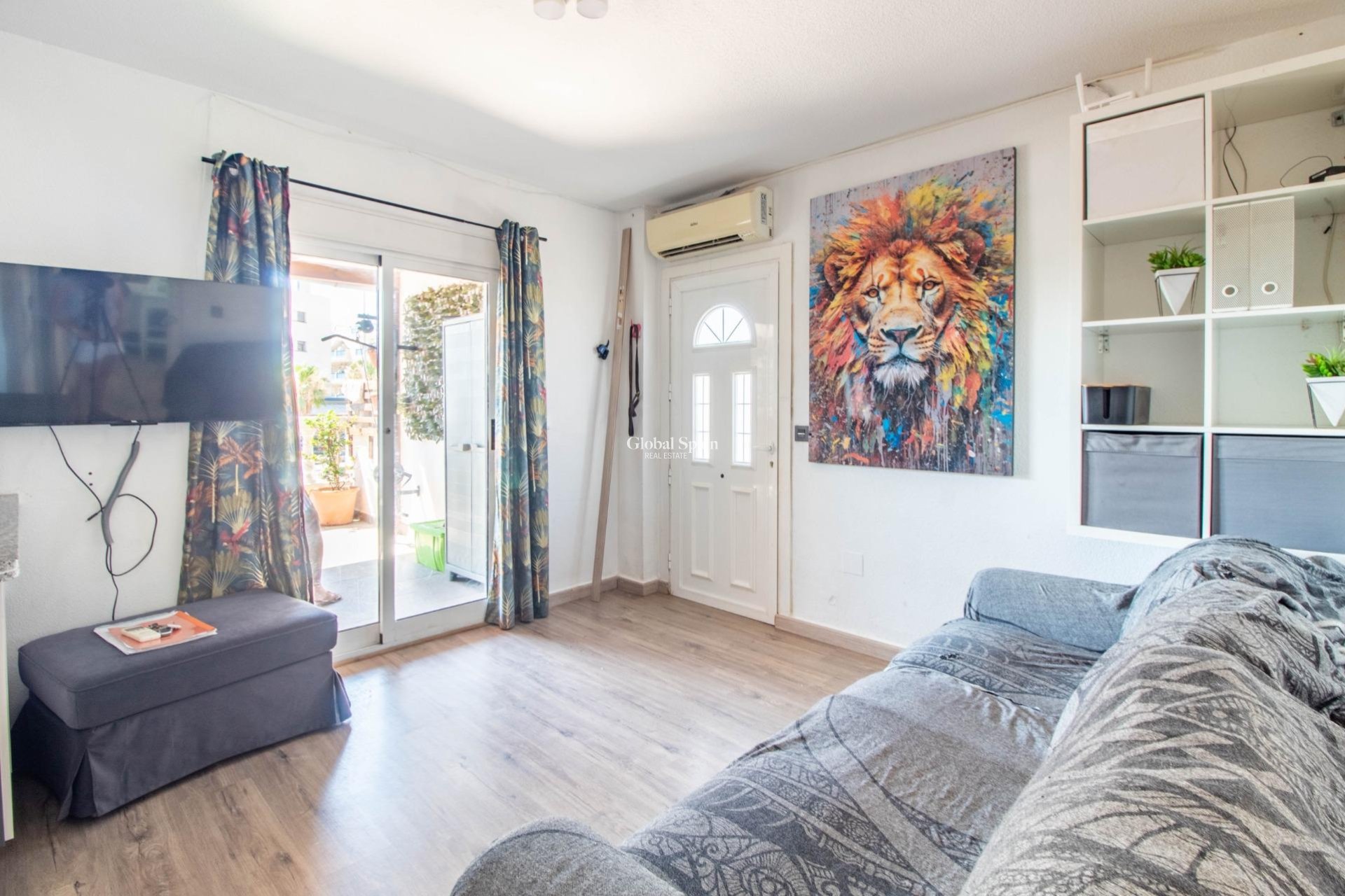 Resale - APARTMENT -
ORIHUELA COSTA - CABO ROIG