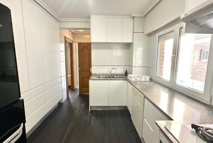 Resale - APARTMENT -
ORIHUELA COSTA - CAMPOAMOR