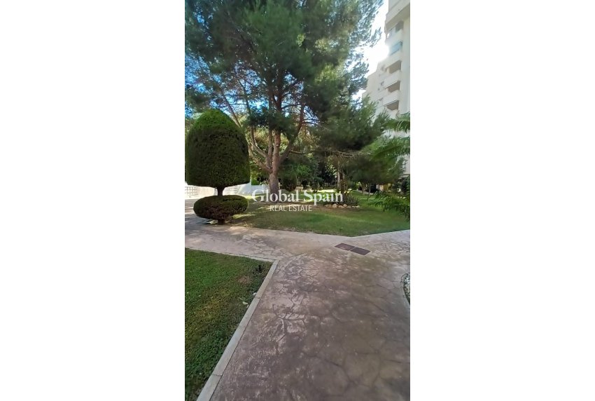 Resale - APARTMENT -
ORIHUELA COSTA - CAMPOAMOR