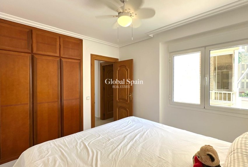 Resale - APARTMENT -
ORIHUELA COSTA - CAMPOAMOR