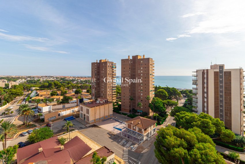 Resale - APARTMENT -
ORIHUELA COSTA - CAMPOAMOR