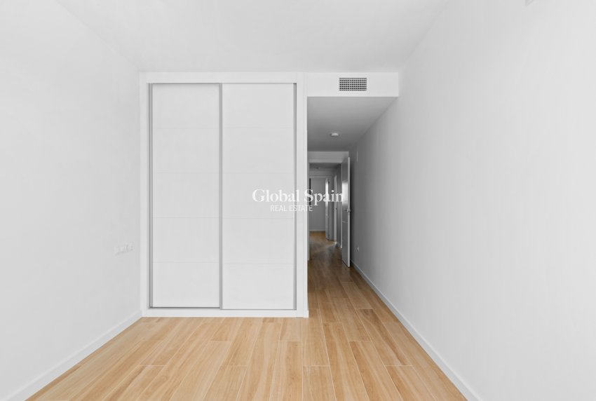 Resale - Apartment -
ORIHUELA COSTA - CAMPOAMOR