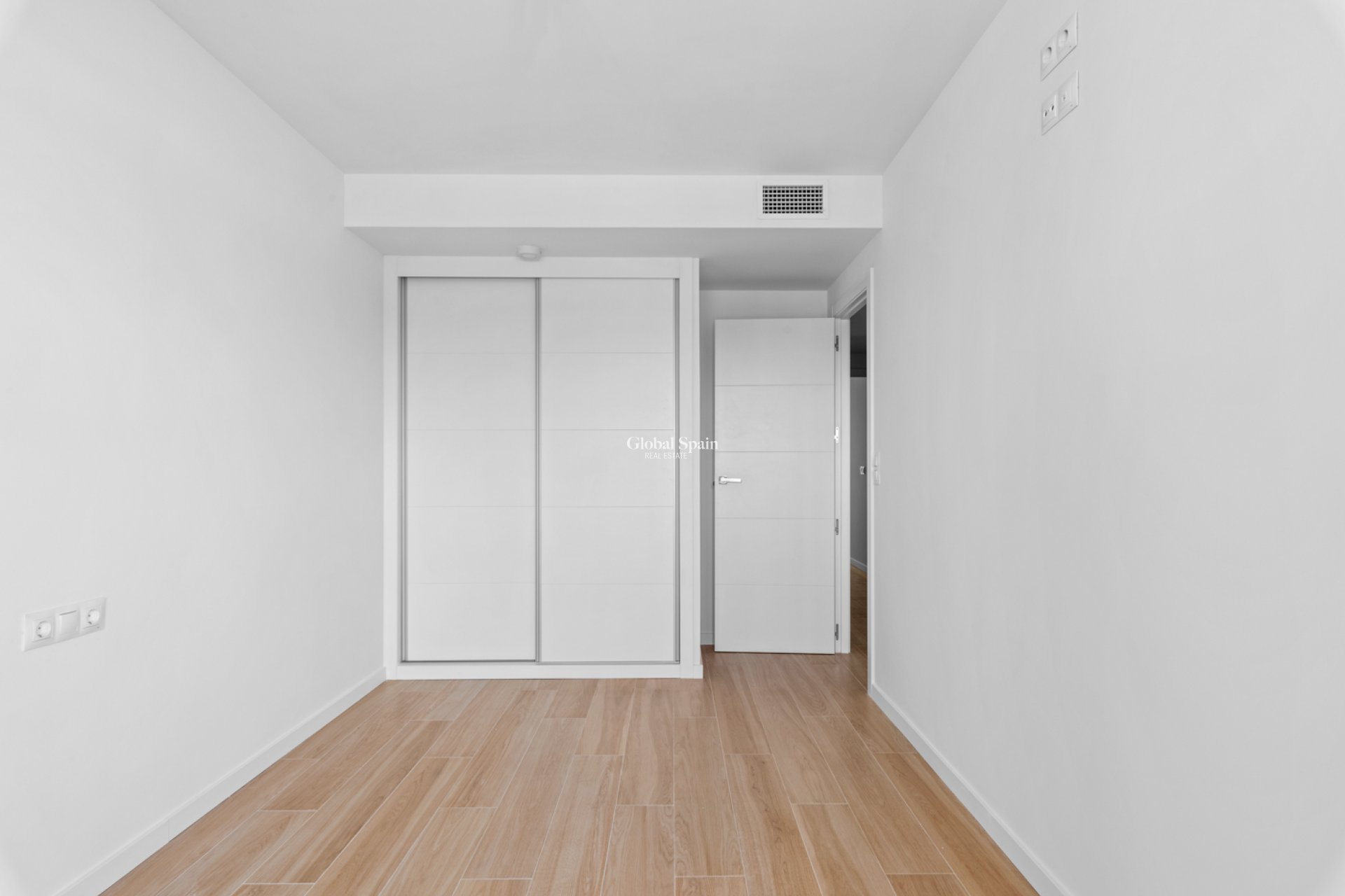 Resale - Apartment -
ORIHUELA COSTA - CAMPOAMOR