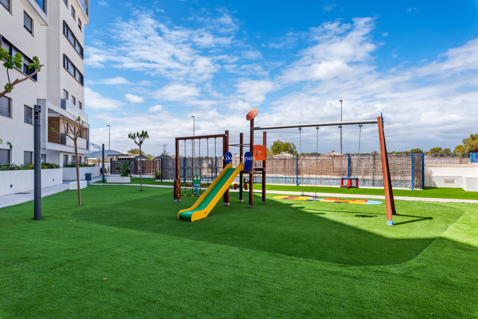 Resale - Apartment -
ORIHUELA COSTA - CAMPOAMOR