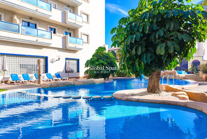 Resale - APARTMENT -
ORIHUELA COSTA - Costa Blanca