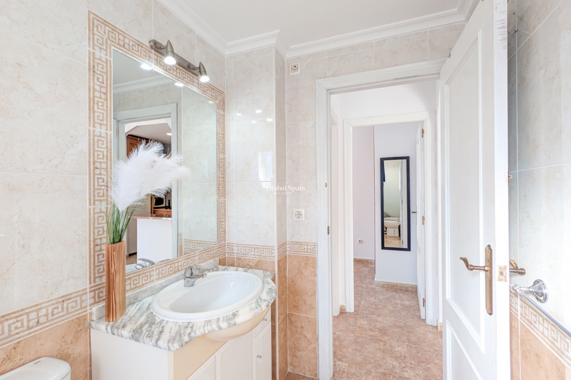 Resale - APARTMENT -
ORIHUELA COSTA - Costa Blanca